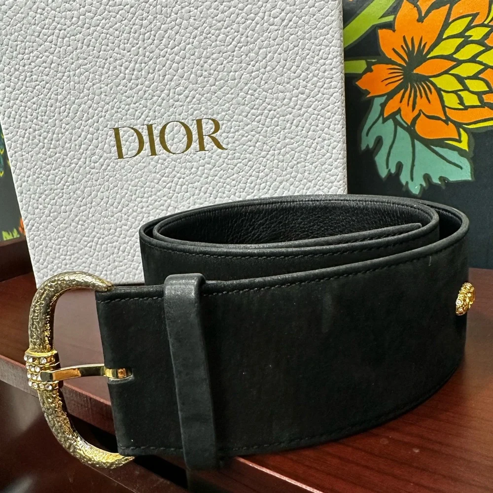 Christian Dior Vintage Black Suede Wide Belt – Size 70 (Runs Small) - Picture 2 of 7